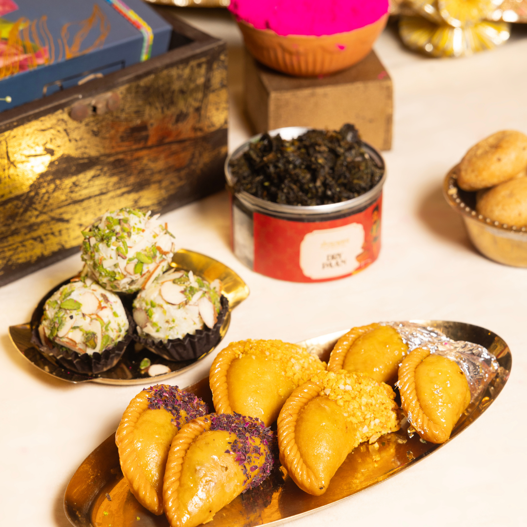 The Maharaja Holi Chest