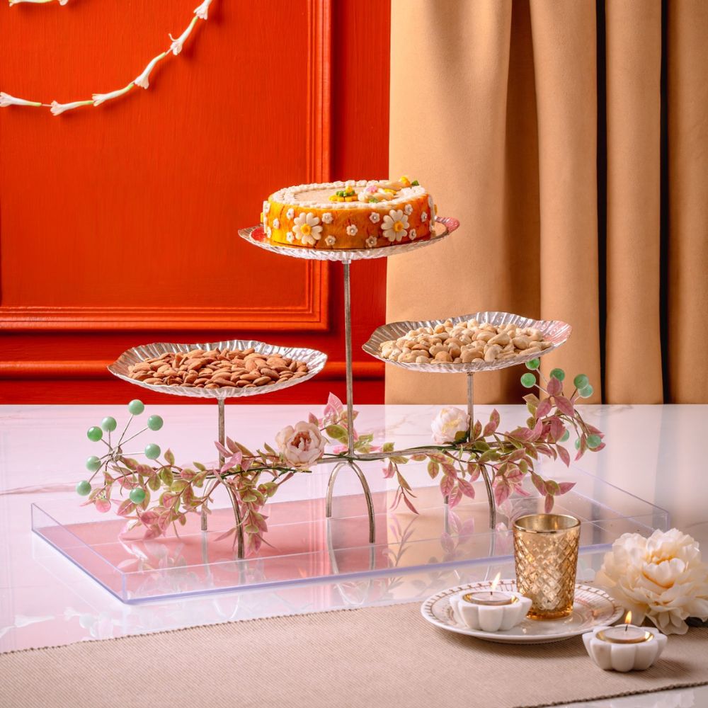 Exquisite Silver Stand Delicacies