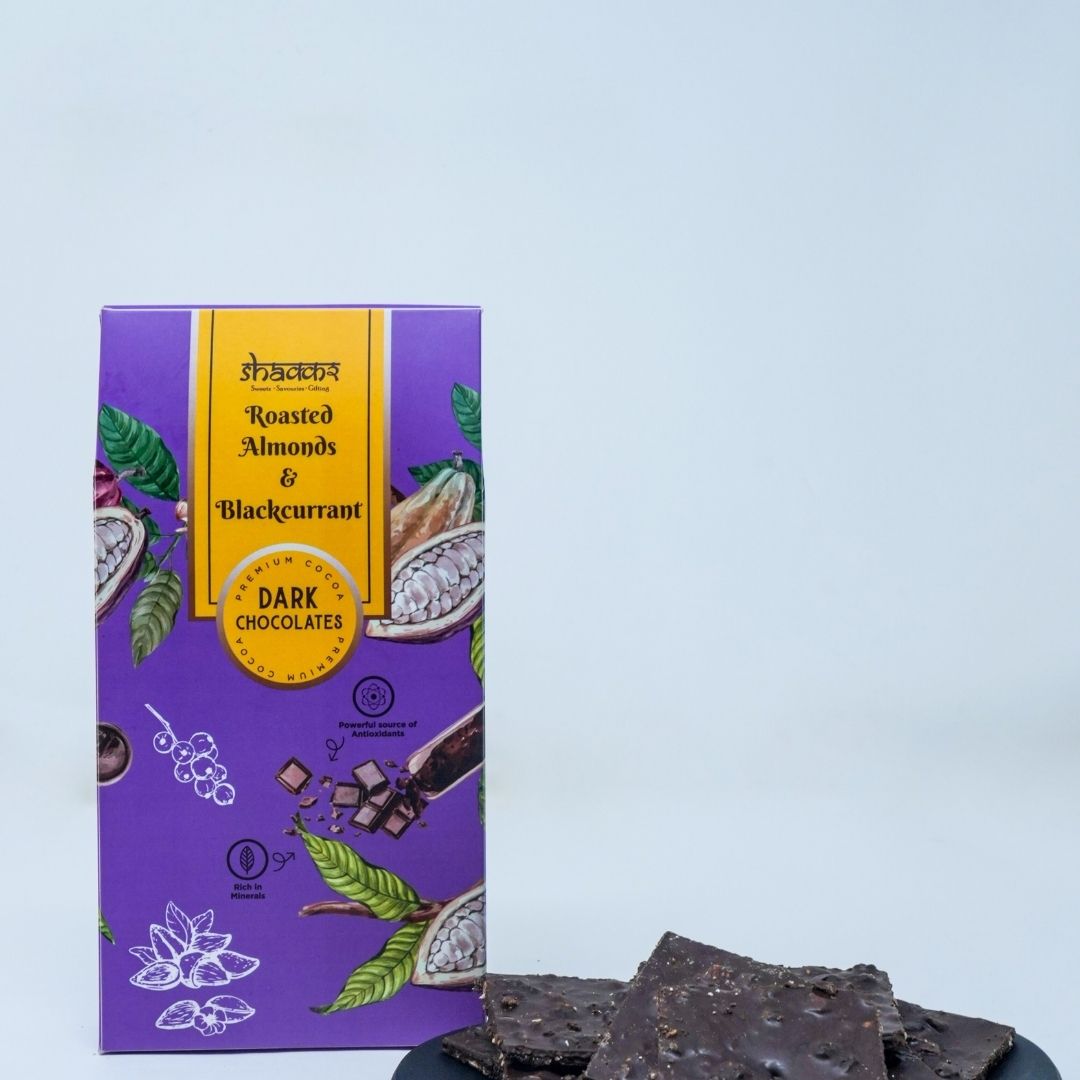 Roasted Almonds & Black Current Chocolate Bar