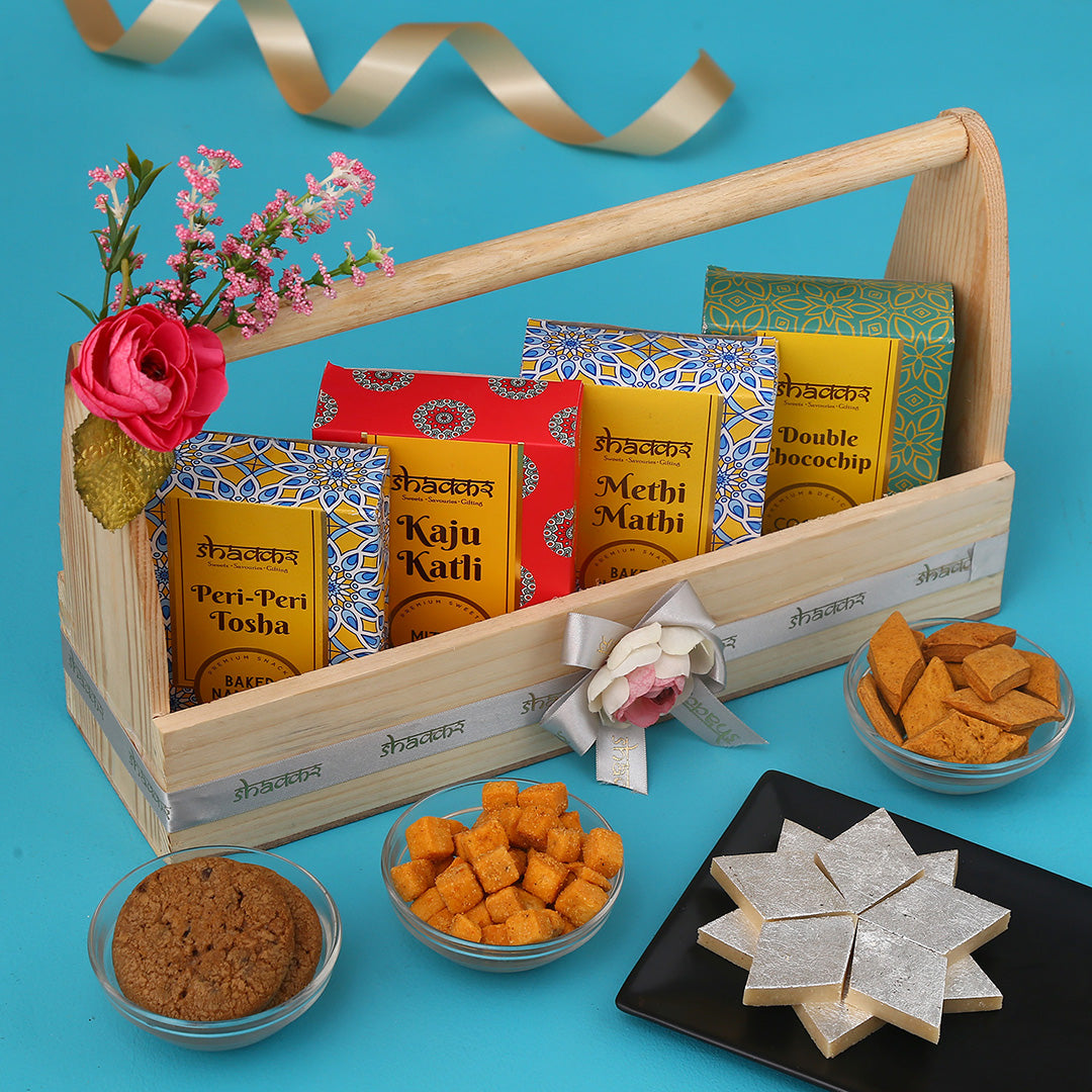 Wooden Basket Sweet & Savoury Hamper