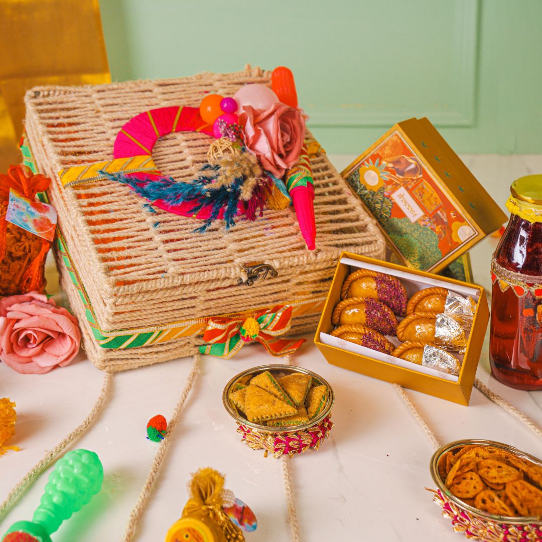 Holi Macrame Basket