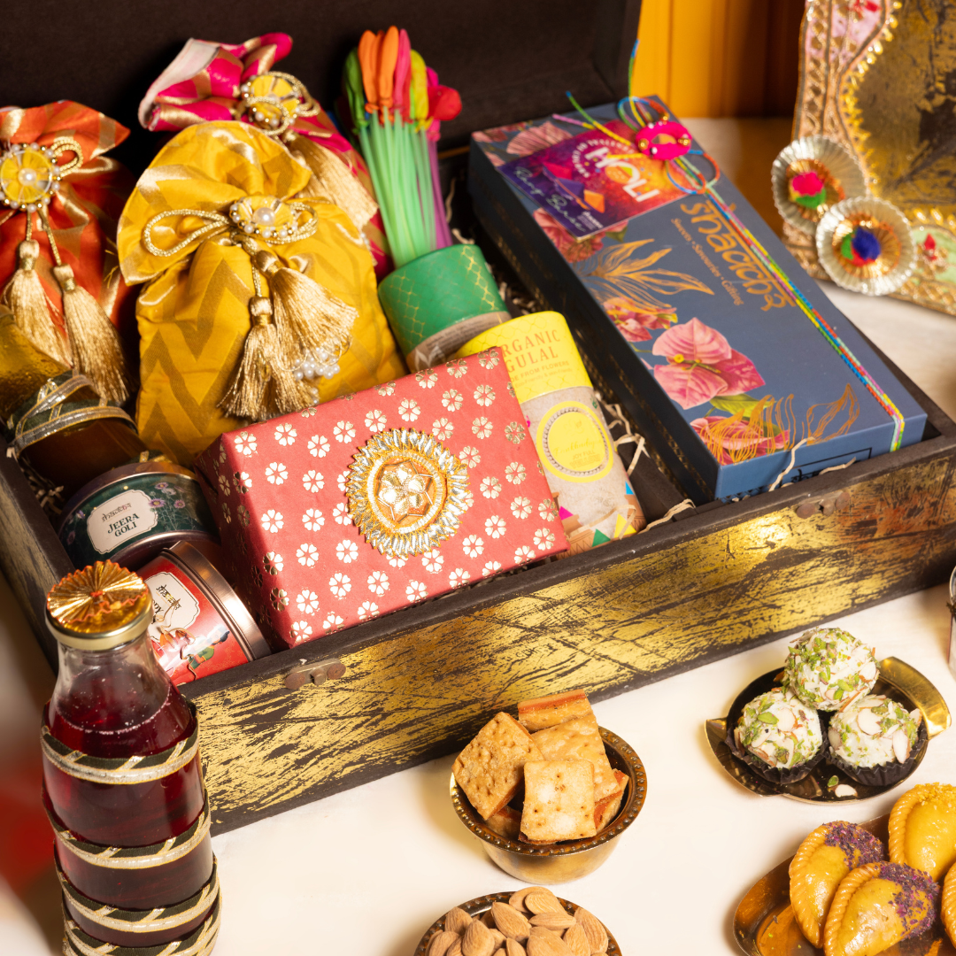 The Maharaja Holi Chest