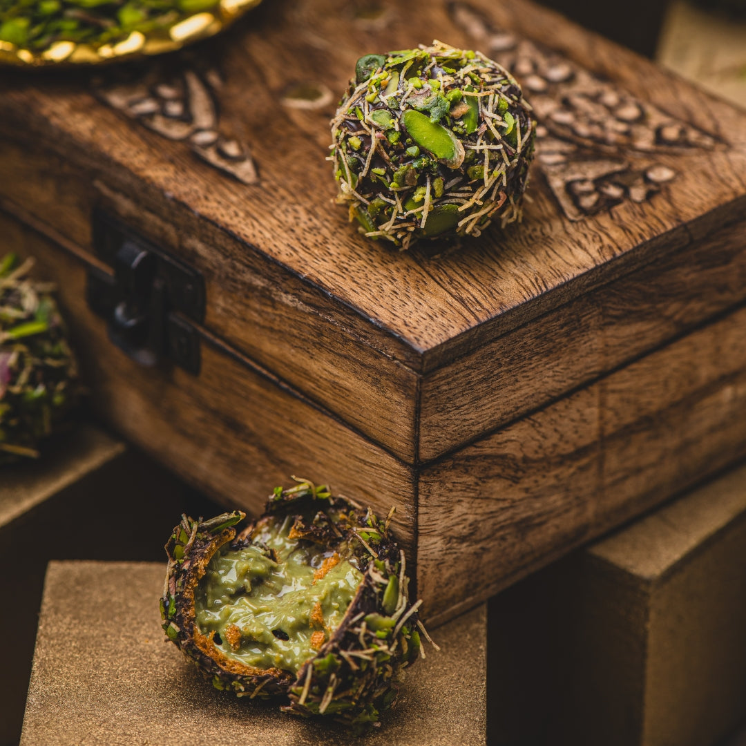 Pistachio Kunafa Ball