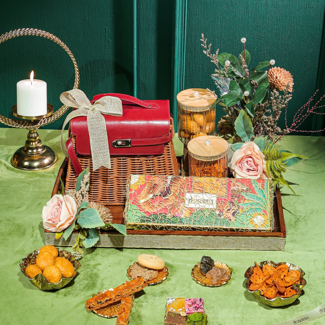 The Signature Bag Hamper